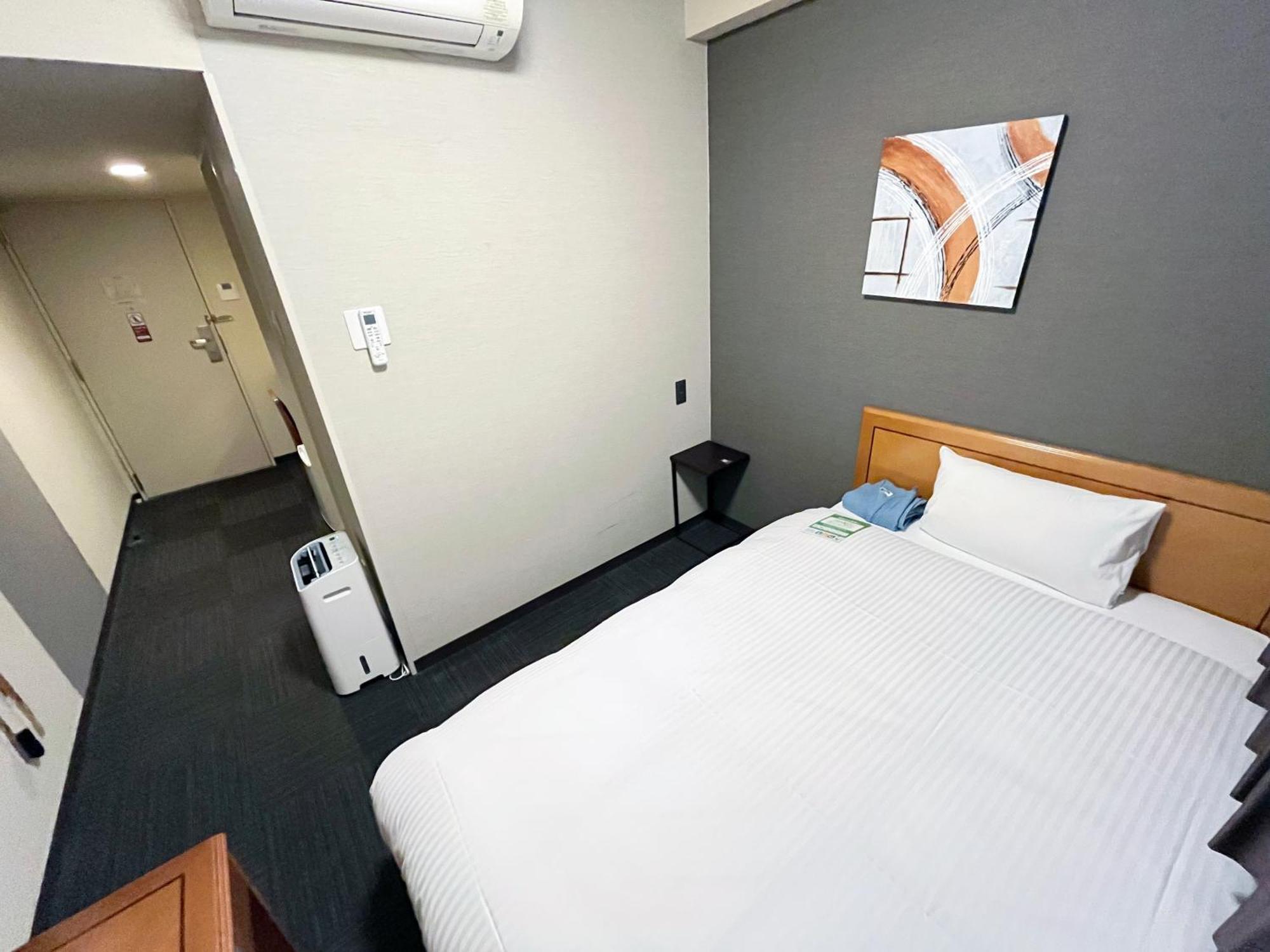 Hotel Route-Inn Naha Asahibashi Eki Higashi Zewnętrze zdjęcie