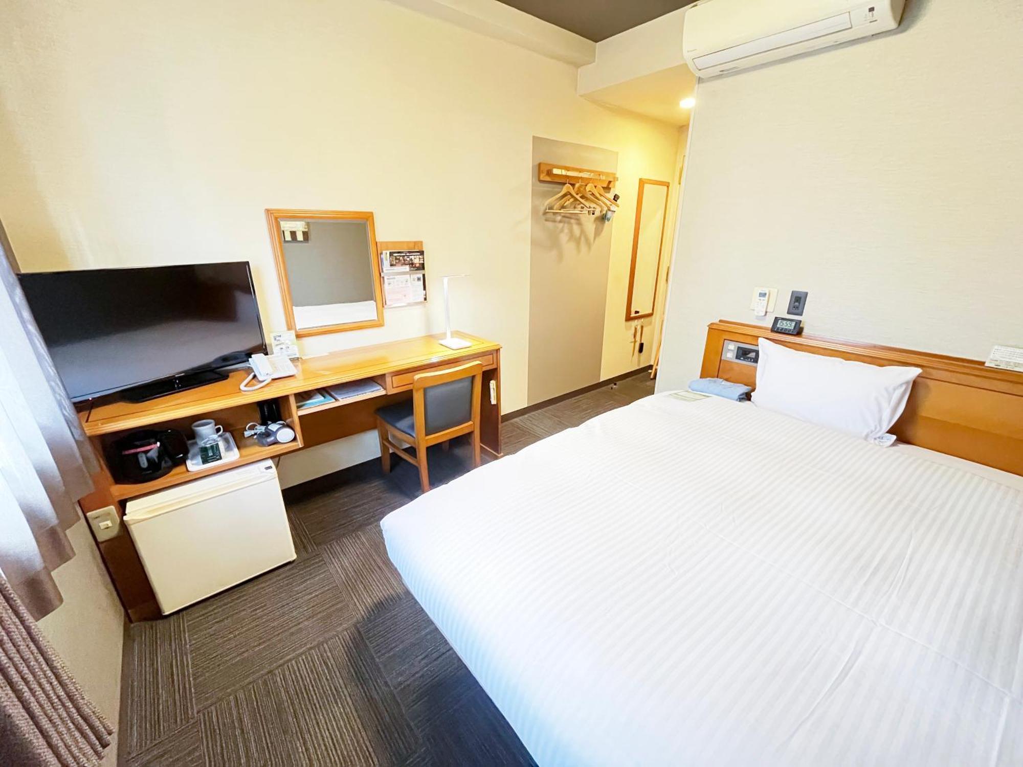 Hotel Route-Inn Naha Asahibashi Eki Higashi Zewnętrze zdjęcie